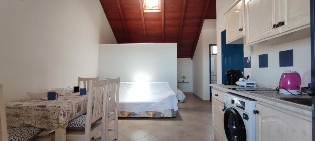 Sal Service New Studio Penthouse Santa Maria Extérieur photo